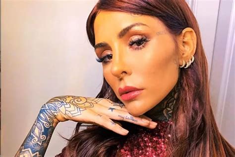 Cande Tinelli lanza su perfil en la plataforma para。